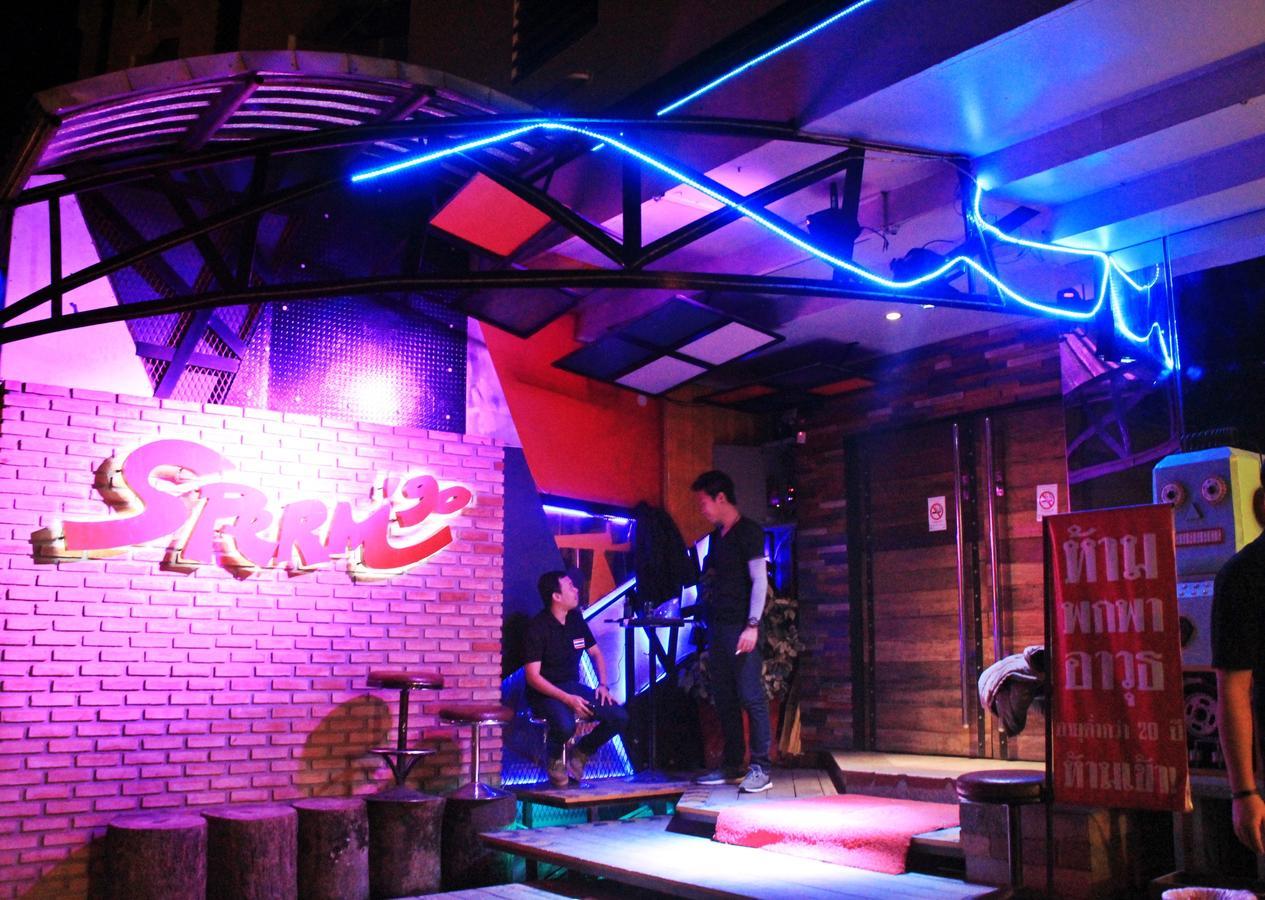โรงแรมเรือนทิพย์ เชียงราย Ruean Tip Hotel Exterior photo